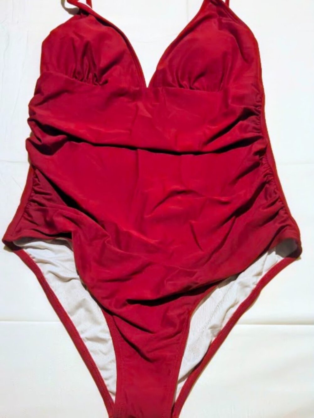 Cupshe Beautiful Red 1 pc swimsuit- Size Large With Adjustable Straps